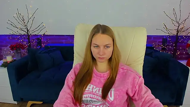 Snapshot of MilaAddams chatting on 01/15/26, 12:10 MilaAddams online show from 01/15/26, 12:10