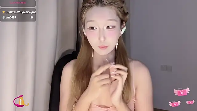 Winnie666- online show from 09/18/25, 03:36