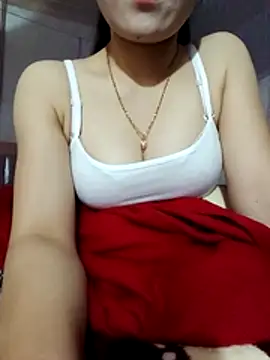 LucyyLy online show from 11/20/25, 11:37