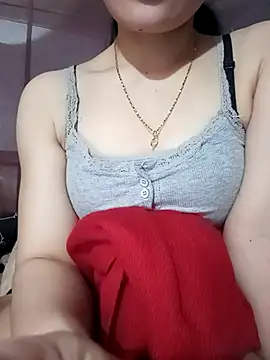 LucyyLy online show from 02/01/26, 03:16