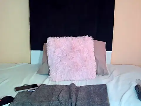 freakynyashXxXx online show from 03/27/26, 04:40
