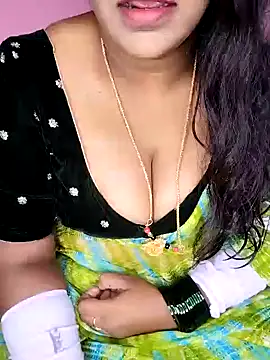 Snapshot of Bhoomi_kannada2 chatting on 10/25/25, 05:59 Bhoomi kannada2 online show from 10/25/25, 05:59