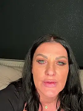 Nola Luxx-offiziell online show from 01/08/26, 06:54