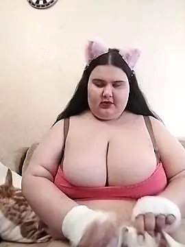 Vllada Brattz online show from 11/18/25, 09:58