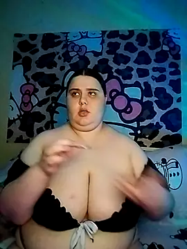 Snapshot of Vllada_Brattz chatting on 06/28/26, 08:15 Vllada Brattz online show from 06/28/26, 08:15