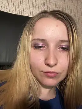 Milana Key online show from 09/14/25, 12:32