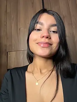 Snapshot of Star_valka7 chatting on 11/14/25, 05:28 Star valka7 online show from 11/14/25, 05:28