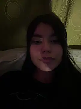 Snapshot of Star_valka7 chatting on 11/16/25, 04:40 Star valka7 online show from 11/16/25, 04:40