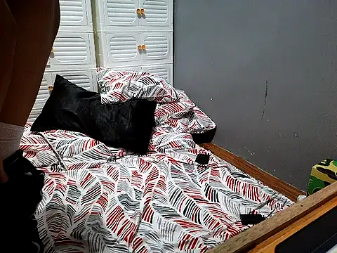 melahjane online show from 11/15/25, 01:03