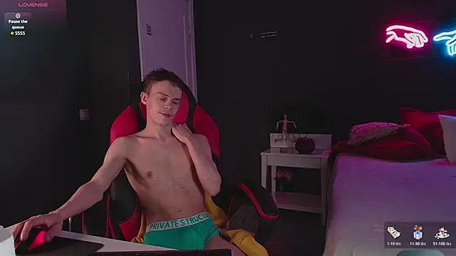 Brad Myles online show from 10/22/25, 02:39