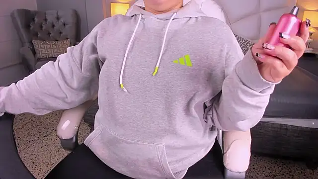 Miss Francheska online show from 02/03/26, 11:48