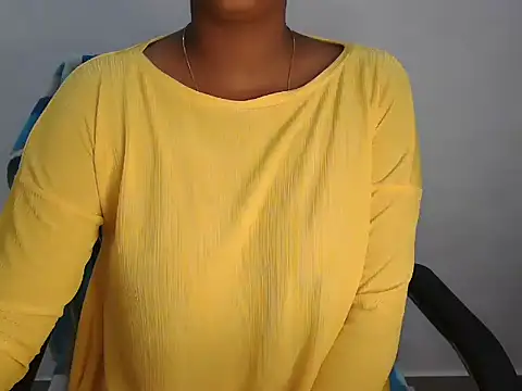 Hott Noor online show from 11/03/25, 11:55