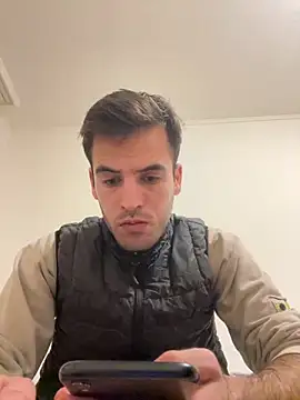 dino2603 online show from 11/05/25, 10:10