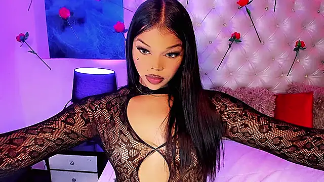 Valeria Swett  online show from 02/13/26, 09:22