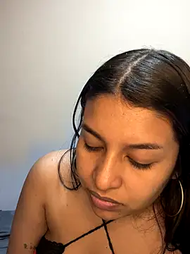 Snapshot of _Chloe_Smith chatting on 10/05/25, 11:08  Chloe Smith online show from 10/05/25, 11:08