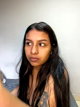 Snapshot of _Chloe_Smith chatting on 10/10/25, 01:10  Chloe Smith online show from 10/10/25, 01:10