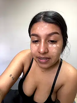 Snapshot of _Chloe_Smith chatting on 10/18/25, 03:13  Chloe Smith online show from 10/18/25, 03:13