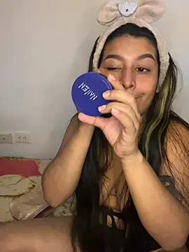  Chloe Smith online show from 03/25/26, 10:05