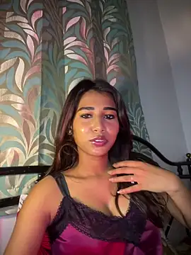 STRIP GLOW online show from 04/09/26, 10:26