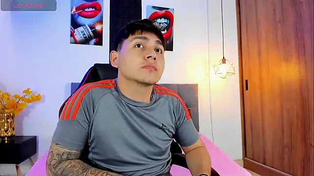 Nicolas James Sc online show from 09/13/25, 01:33