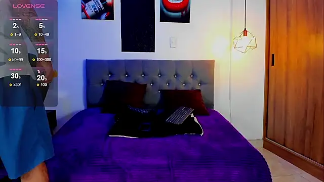 Nicolas James Sc online show from 09/19/25, 02:18