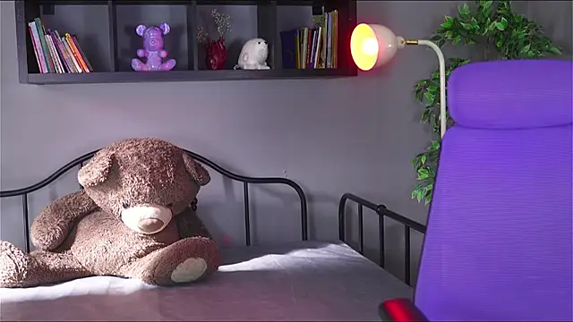 Mystic blue online show from 11/10/25, 01:10