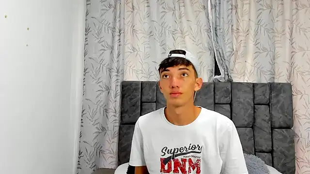 Maikol Ortiz online show from 12/21/25, 12:23