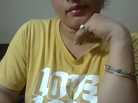 Snapshot of rekha_09 chatting on 09/11/25, 06:30 rekha 09 online show from 09/11/25, 06:30