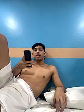 Andres-Andrea1922 online show from 09/09/25, 10:42