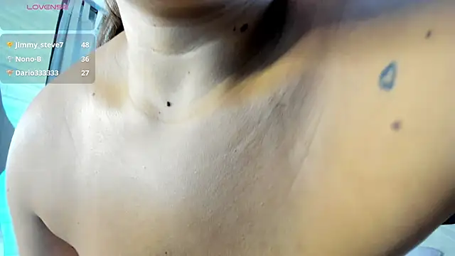 sophie  blare online show from 04/10/26, 07:29