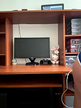 Yui-Ch06 online show from 10/13/25, 03:34