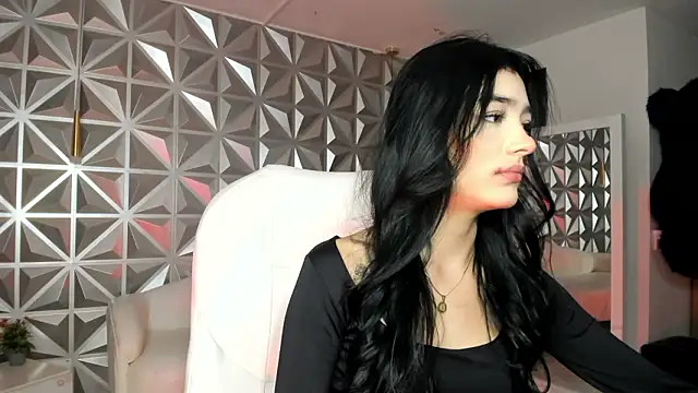 zoerouse  online show from 01/14/26, 08:25