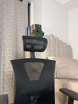 Sara-Evans online show from 10/21/25, 12:33