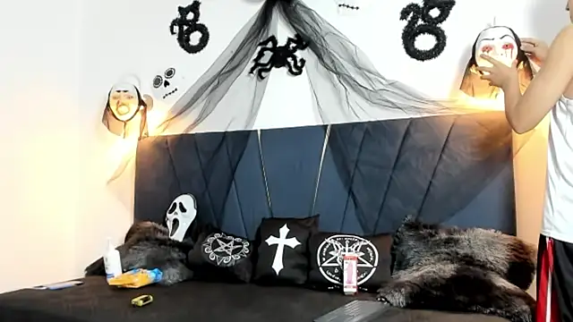 zeusapollofuck online show from 10/14/25, 11:05