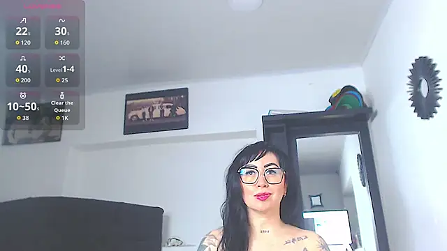 Vicky hotmilf online show from 05/15/26, 11:17