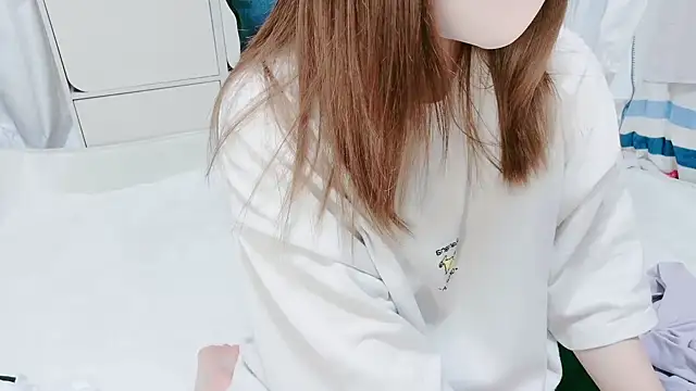 Snapshot of Hanachan_Gcup_ chatting on 10/18/25, 01:34 Hanachan Gcup  online show from 10/18/25, 01:34