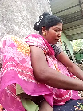 Jivika Jaiswal online show from 10/15/25, 02:01