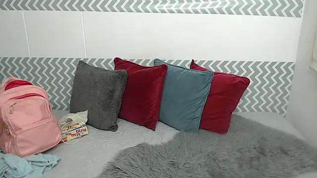 EmilyCoy  online show from 12/19/25, 03:13