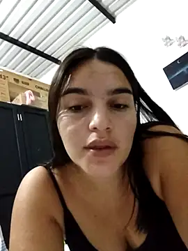 chloe 90 online show from 10/28/25, 12:03