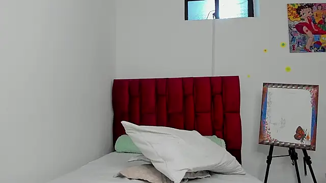 berenicelV online show from 10/30/25, 12:01