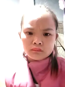 xinhxinhcute online show from 09/11/25, 10:32