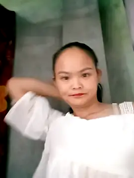 xinhxinhcute online show from 09/14/25, 10:47