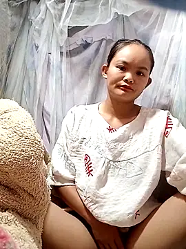 xinhxinhcute online show from 09/27/25, 08:47