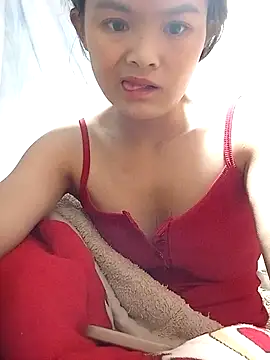 xinhxinhcute online show from 10/26/25, 09:31