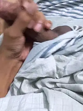 Snapshot of Bangladeshi_Big_male chatting on 09/24/25, 09:51 Bangladeshi Big male online show from 09/24/25, 09:51