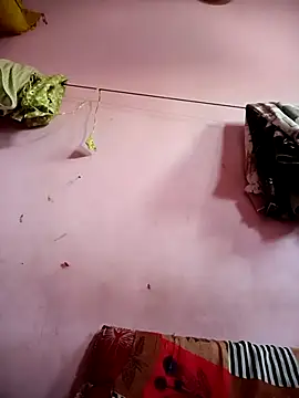 Snapshot of Hot_Mayra_ chatting on 10/16/25, 05:41 Hot Mayra  online show from 10/16/25, 05:41