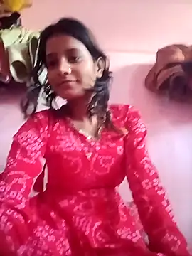 Snapshot of Hot_Mayra_ chatting on 10/26/25, 07:36 Hot Mayra  online show from 10/26/25, 07:36