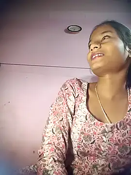 Hot Mayra  online show from 11/10/25, 04:55