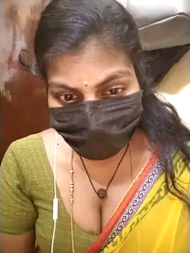 Snapshot of Nithiila chatting on 02/16/26, 10:00 Nithiila online show from 02/16/26, 10:00