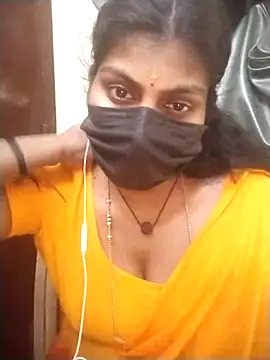 Snapshot of Nithiila chatting on 02/25/26, 03:43 Nithiila online show from 02/25/26, 03:43